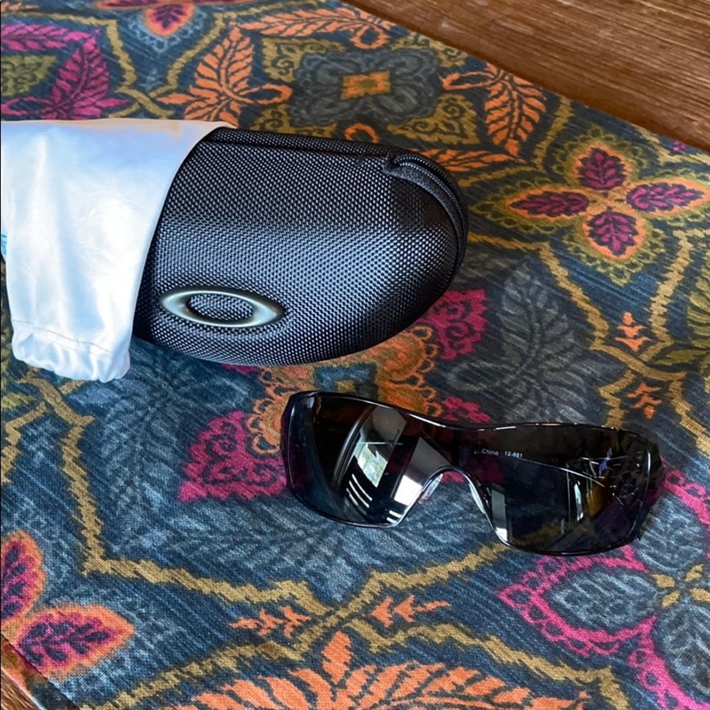 Womens Oakley Dart Polarized